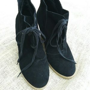 Shoes - Black Leather Fashion Booties Shoes - Black Leather Fashion Booties